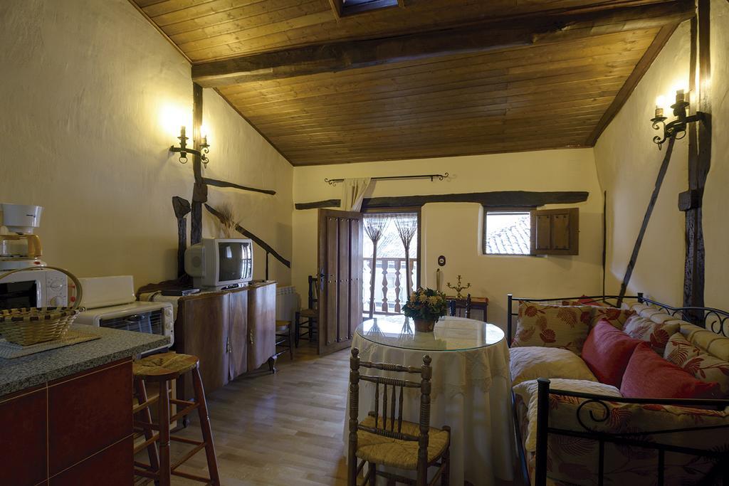 Apartamentos Rurales Tia Josefa Tornavacas Eksteriør billede